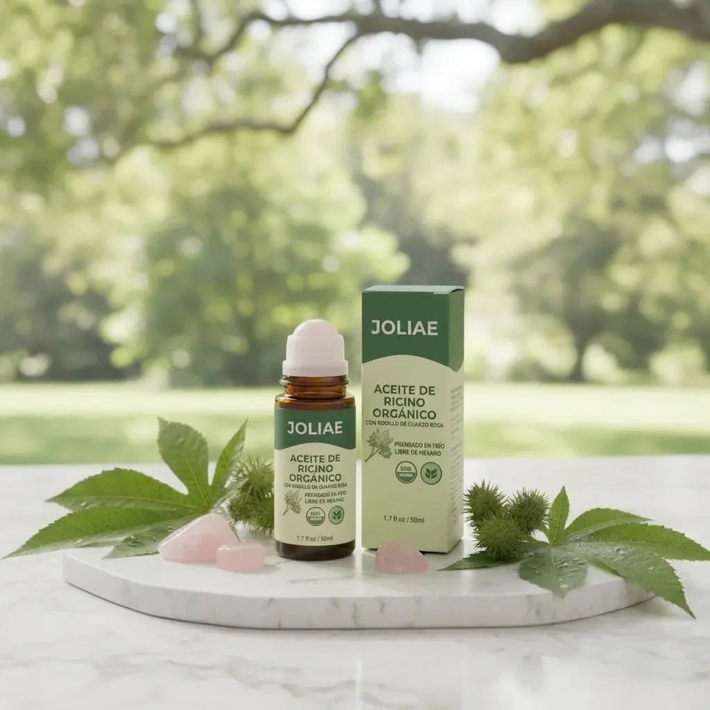 Aceite De Ricino Orgánico Prensado En Frío En Formato Roll-On, En Envase De Vidrio Ámbar.